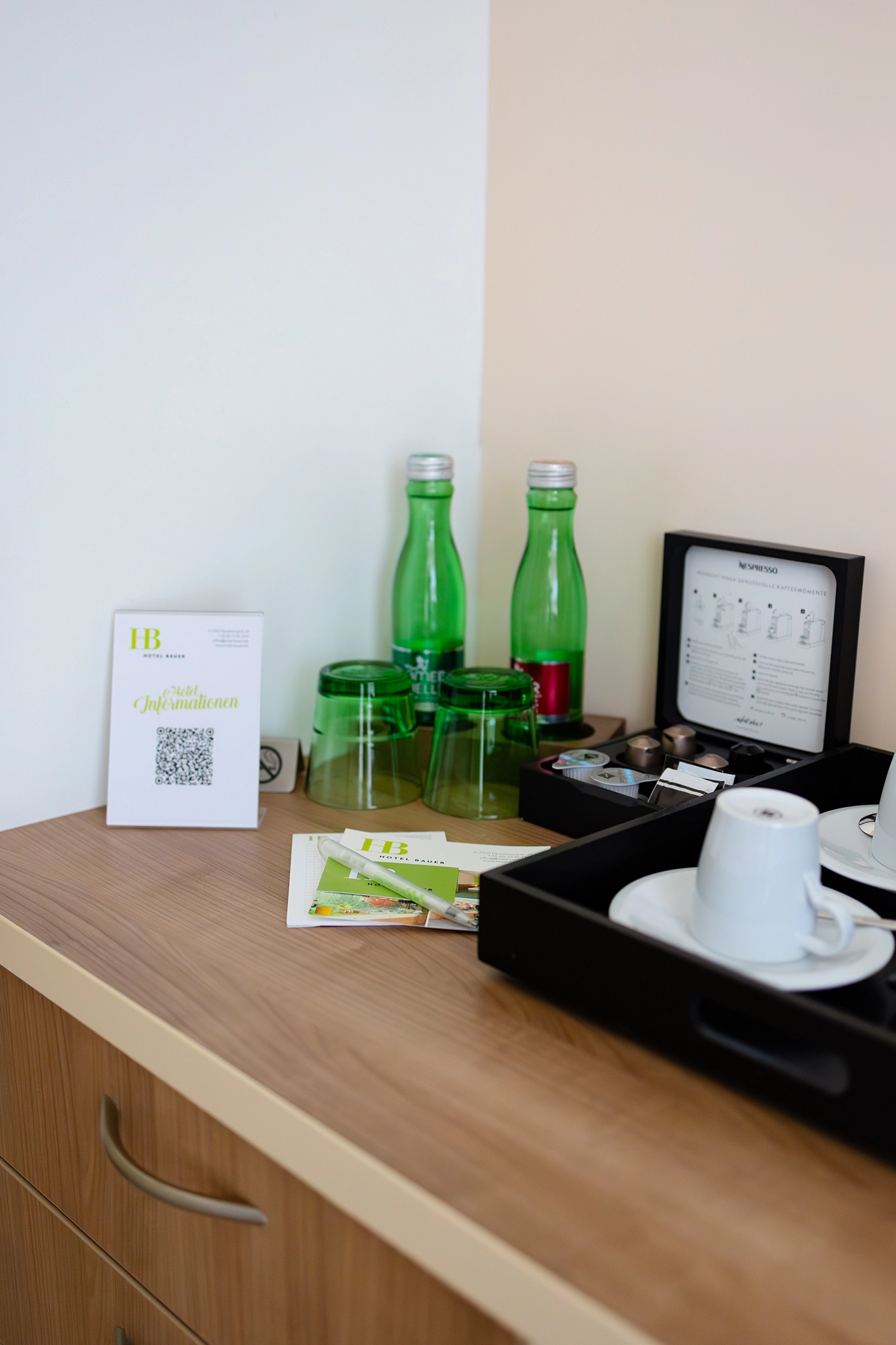 Portfolio: Hotel Bauer Doppelzimmer Schreibtisch Portfolio: Hotel Bauer Doppelzimmer Schreibtisch