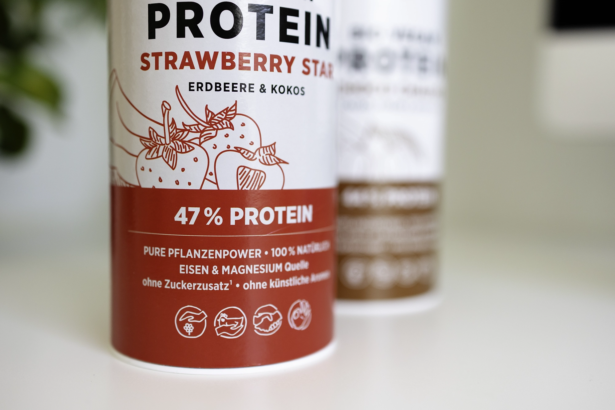 Portfolio: Schalkmühle, Proteinpulver Erdbeere Portfolio: Schalkmühle, Proteinpulver Erdbeere